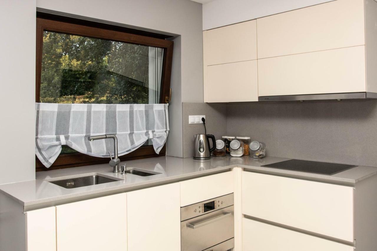 Apartamenty Centrum- Kochanowskiego -Dawniej Two-Bedroom Apartment Zielona Gora  Exterior photo